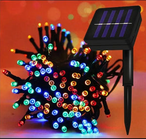 Luces Navideñas LED con Carga Solar